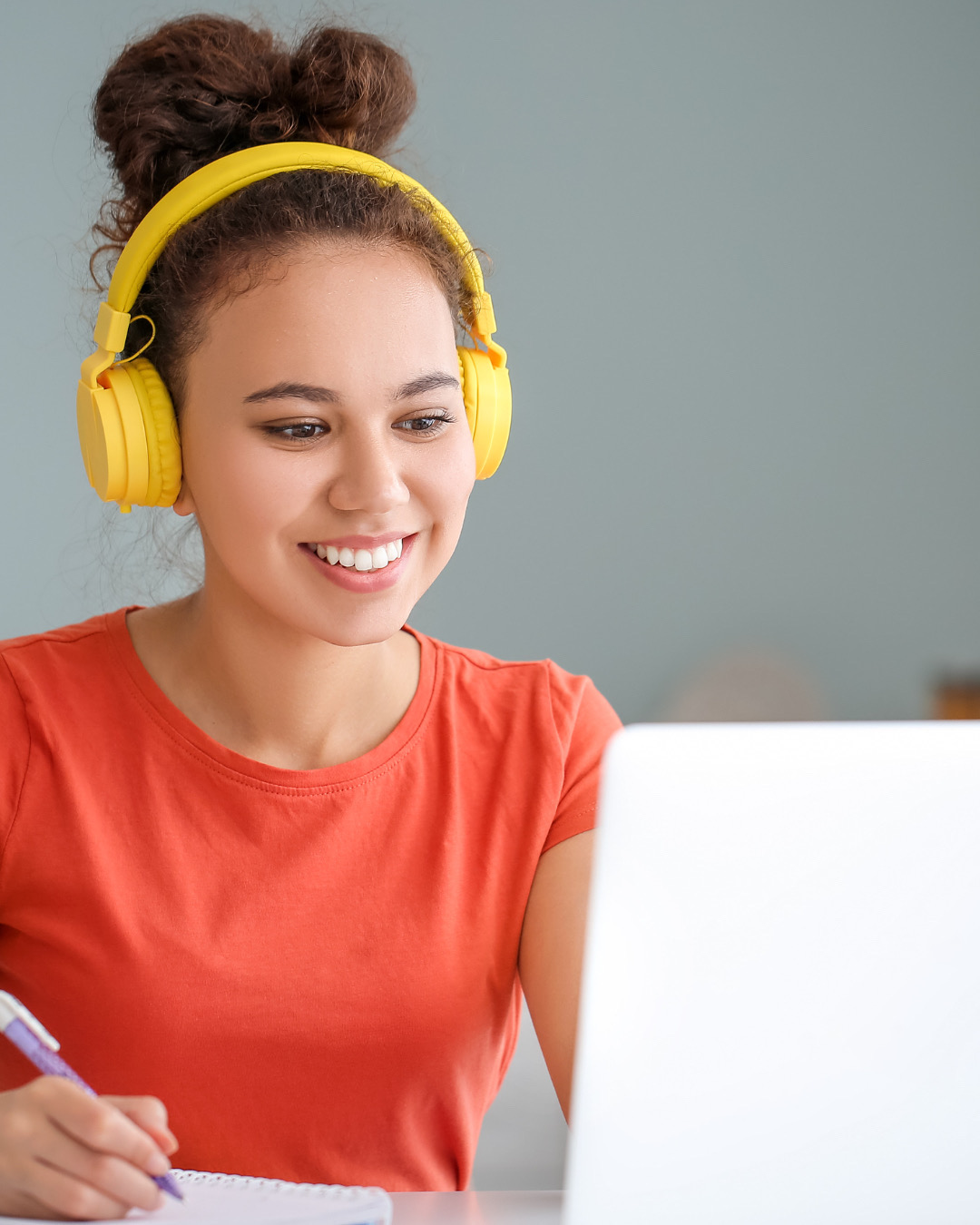 Differenziare application CV ed essay - Guida strategica